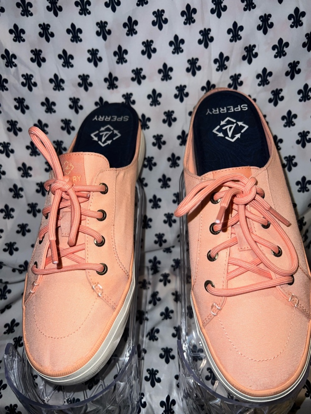 Sperry Women’s Coral Canvas Lace-Up Sneakers